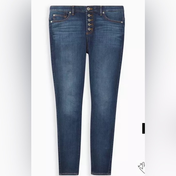 TORRID-Bombshell Skinny Jeans Premium Stretch - Picture 10 of 10